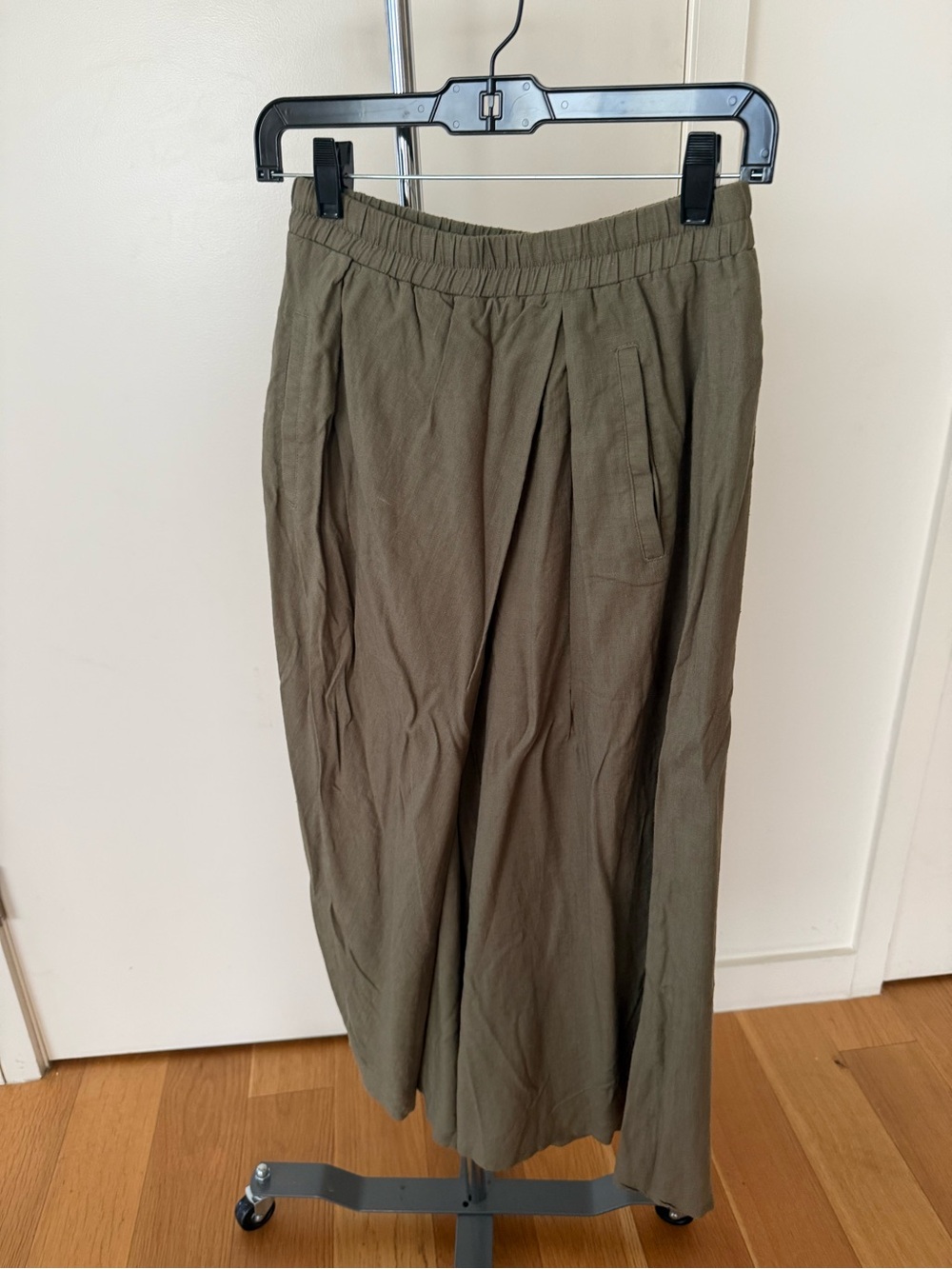 Riviera Olive Elastic-Waist Pleated Culottes with Wrap-Over Front Detail